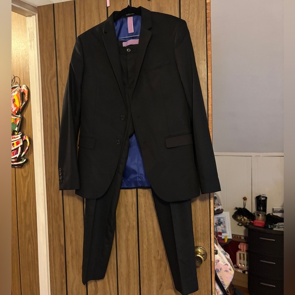 Zara Black Modern Cut Suit with Blue Lining